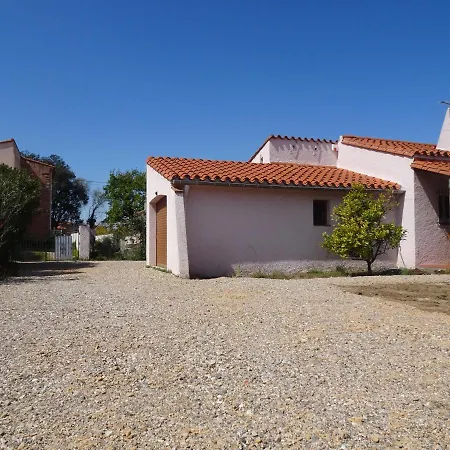 Villa Catalane Avec Grand Jardin, Au Calme, Et Montagne