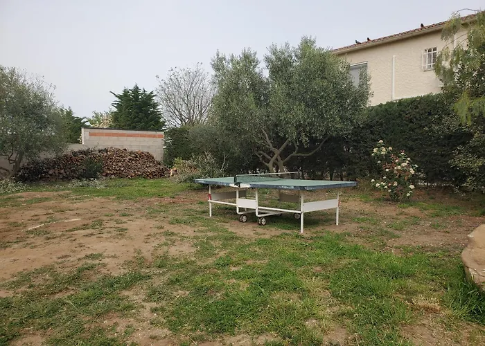 Catalane Avec Grand Jardin, Au Calme, Et Montagne *